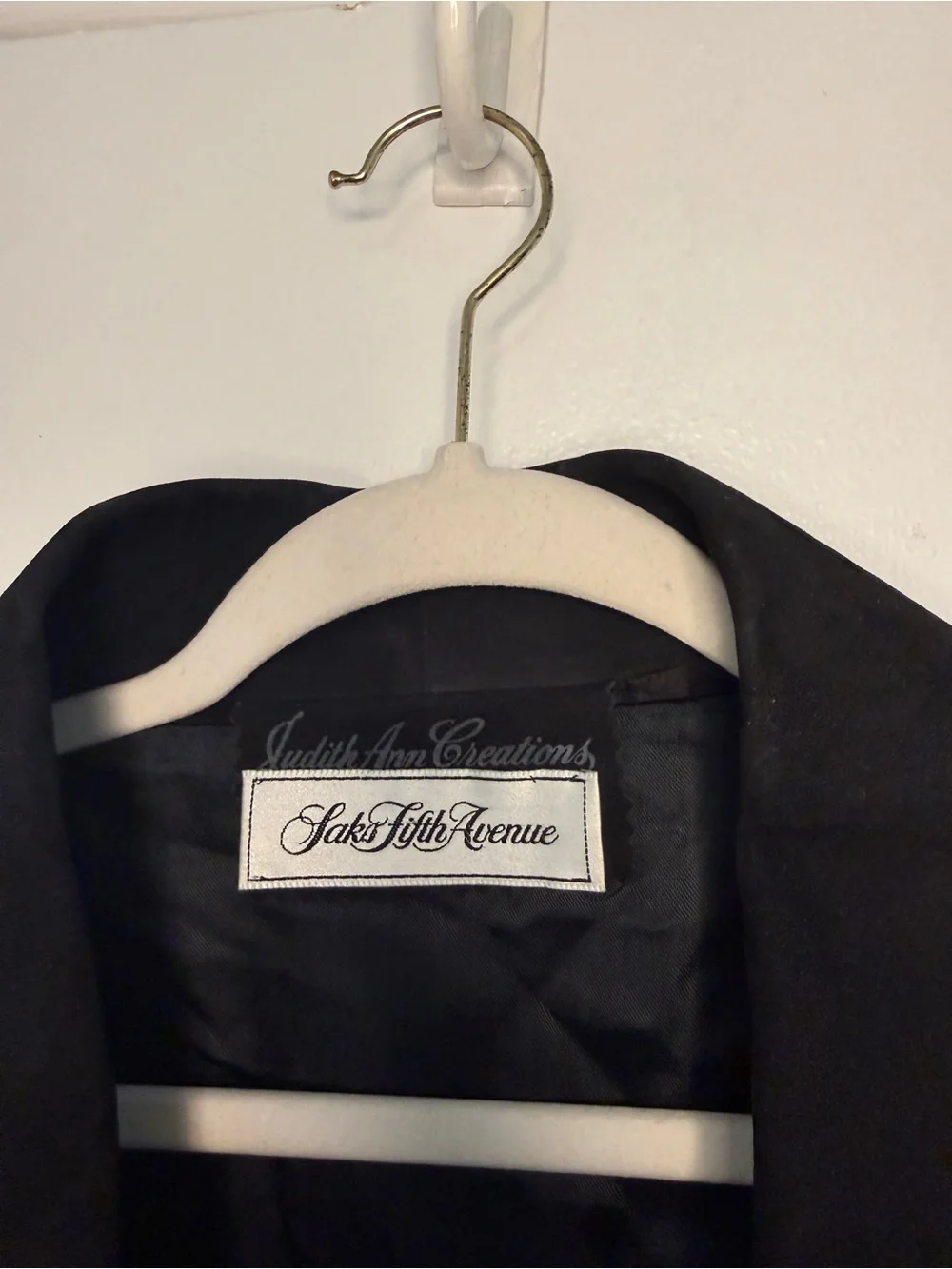 Saks Fifth Ave Judith Ann Creation Black Embellished Suede Jacket - Picture 6 of 6